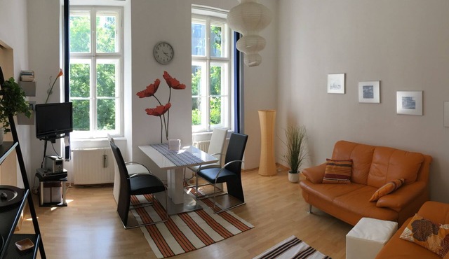 quiet but central flat, 75qm, excellent infastructure, dogs allowed in Wien