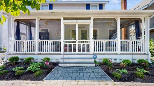 Rehoboth Beach Gem - Porch Washer & Dryer Walk to Beach in Rehoboth Beach