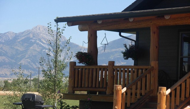 River Ranch Guest House right next to the East Gallatin River in Belgrade