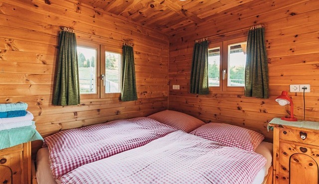 Sennerhütte double room - Hiaslhütte & Almgasthof Hiasl Zirbenhütte