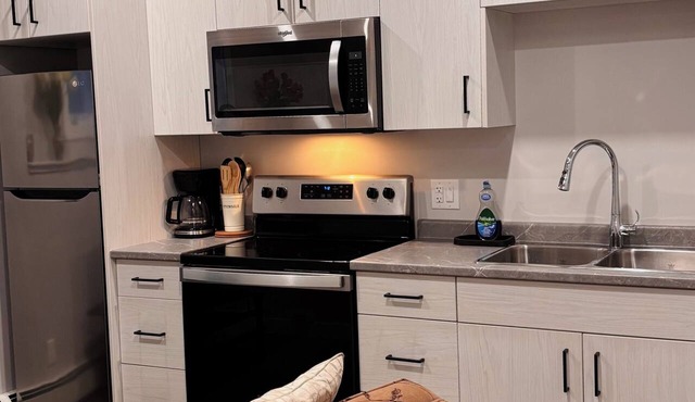 Separate Entry 1 Bed/1Bath Basement Unit in Rosewood. in Saskatoon