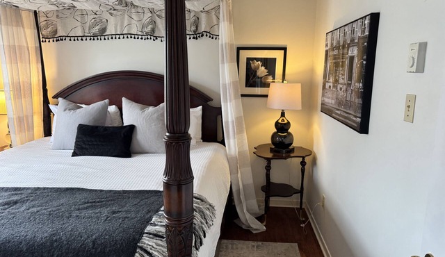 Serene and Comfortable Suburban Hideaway in Lower Sackville