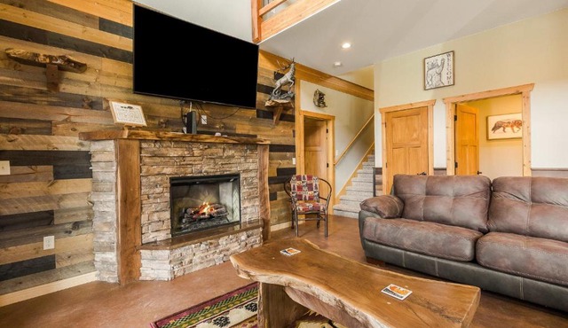 Show Me Mountain Views - 20-NCD0130 home in Estes Park