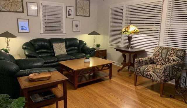 Spacious 4BR getaway in downtown Brevard, perfect for family adventures! in Brevard
