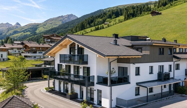 Spacious apartment with ski in ski out and sauna