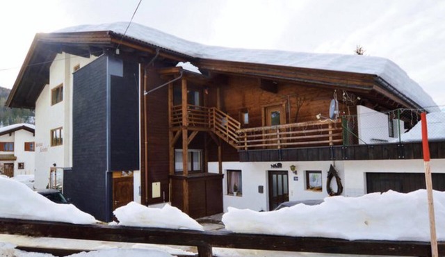 Spacious apartment on the outskirts of Ehrwald