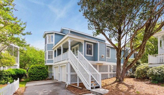 Stay @ Deja Bleau on Isle of Palms in Isle of Palms