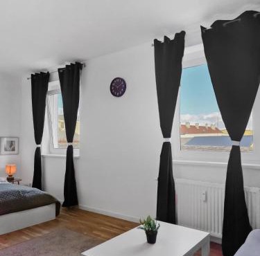 Stockerau Comfort Studio 1BR for 2