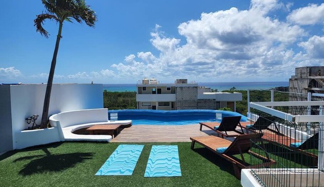 Studio near to the beach and ocean view pool roof 102 in Playa del Carmen