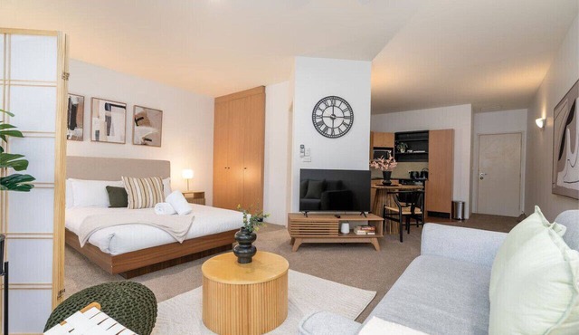 Stylish Studio Apt | 2 mins to Kingston Foreshore! in Kingston