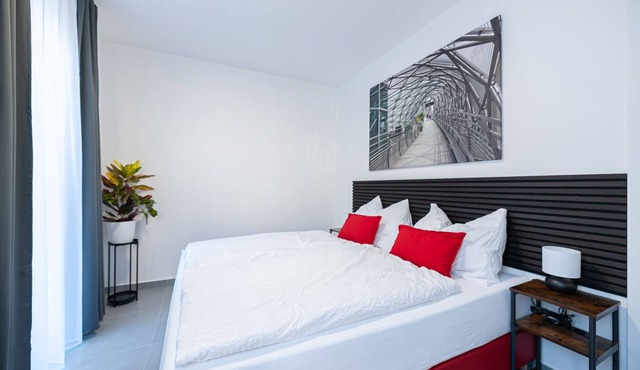 Suite 10 | Double Bed with Kitchen, 2 Rooms