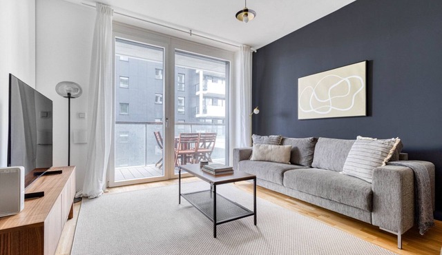 Sunny Leopoldstadt 2BR w/Gym & Balcony, near U2, by Blueground