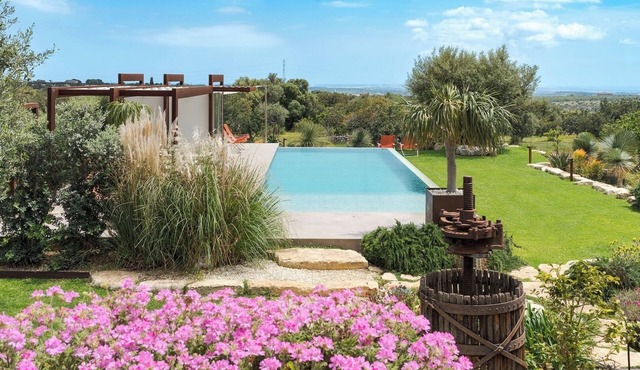 Tenuta Del Sole, elegant Sicilian estate in Rosolini