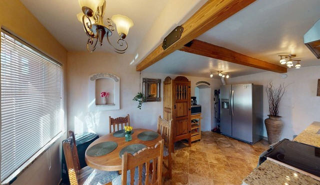 Tesuque Gem - Cozy Casita Walkable to Tesuque Village Market & El Nido! in Santa Fe