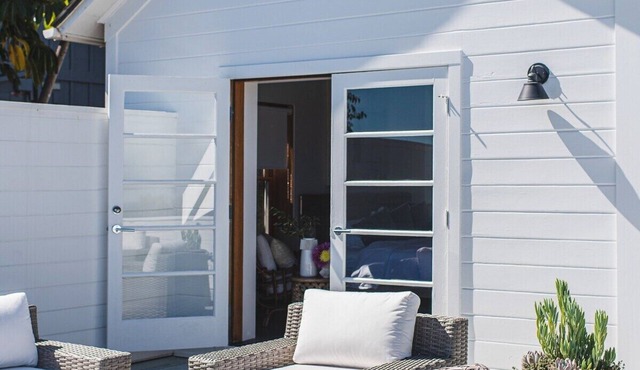 This house is a 4 bedroom, 4.5 bathrooms, located in Summerland, CA in Summerland