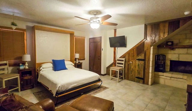 Utopia Gruene Cottages in New Braunfels