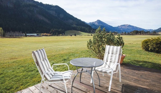Vacation apartment/apartment for 4 guests with 40m² in Grän (166472)