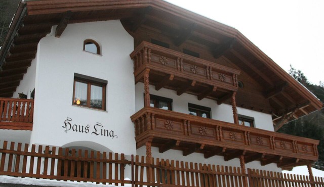 Vacation home for 15 guests, 250 m², in See (315409)