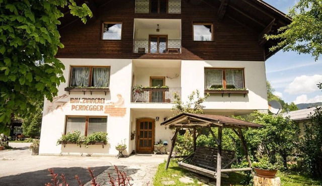 Vacation Rental 1/1 Bedroom/Shower, Toilet - Pernegger Vacation Home