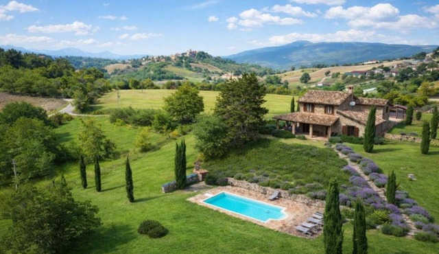 VILLA ADELE - Ville Carborello in Castelraimondo