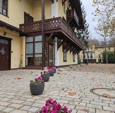 Villa Musik - historical apartments, Baden