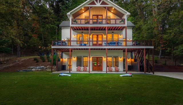 Waterfront | Dock | Hot Tub | Fire Pit | Game Room in Dawsonville