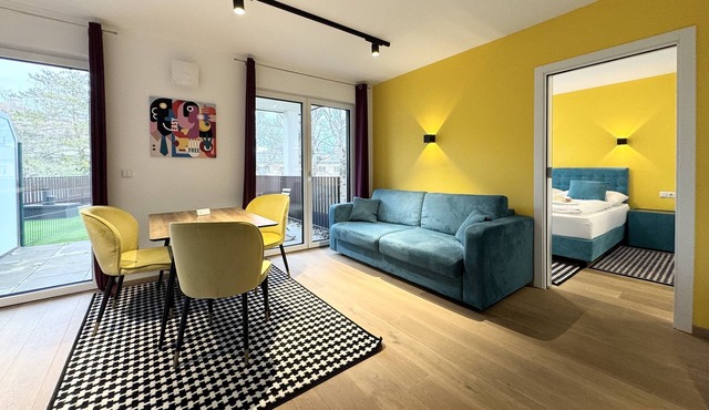 Wohnung mit Terrasse + Parkplatz