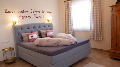 Zillertal Ferienhaus Rohrberg Panoramablick mit Garten und Sauna