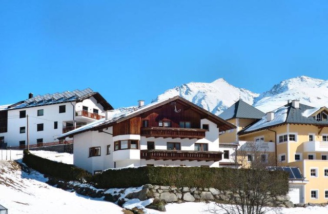120 m² Apartment ∙ 4 bedrooms ∙ 11 guests