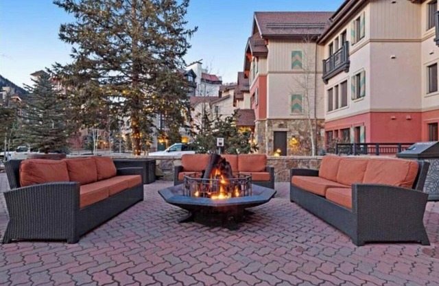 Lion Square Lodge South Vail 