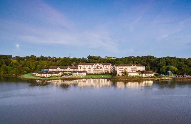 Ferrycarrig Hotel 