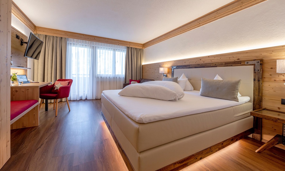 Silbertal Hotel | Hotel Bergkristall