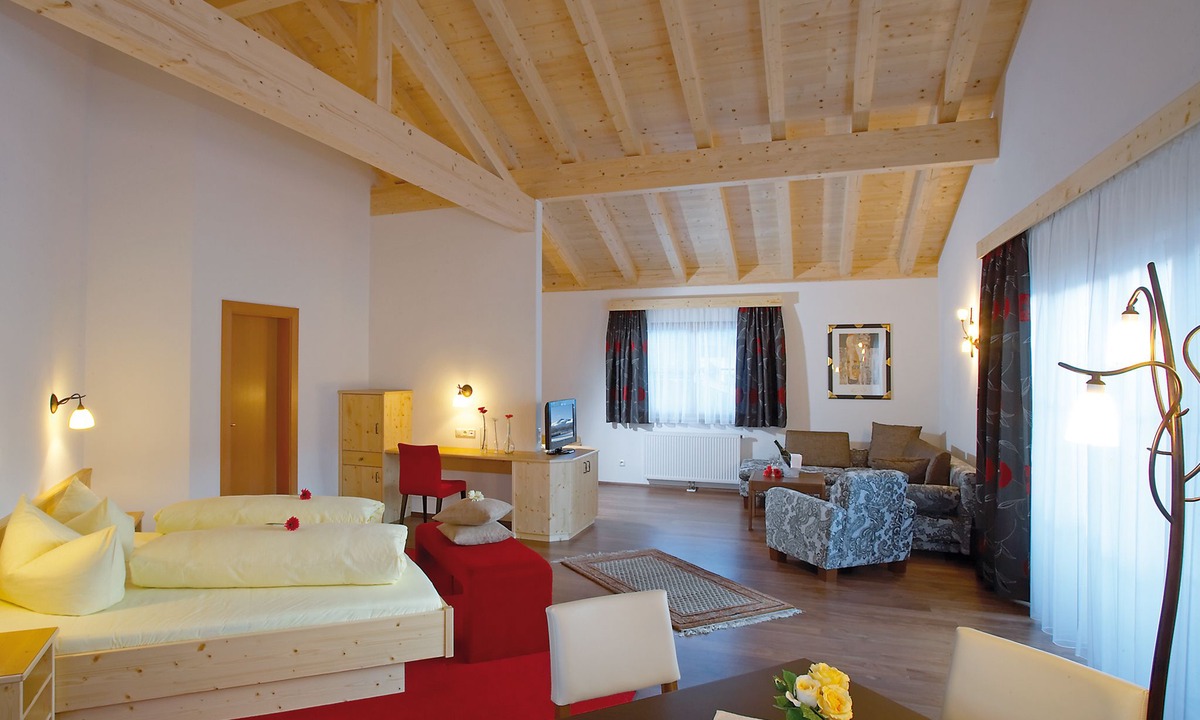 Reutte Hotel | Hotel Goldene Rose