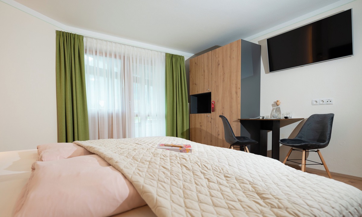 Ried im Oberinntal Hotel | Gasthof Rieder Stubn