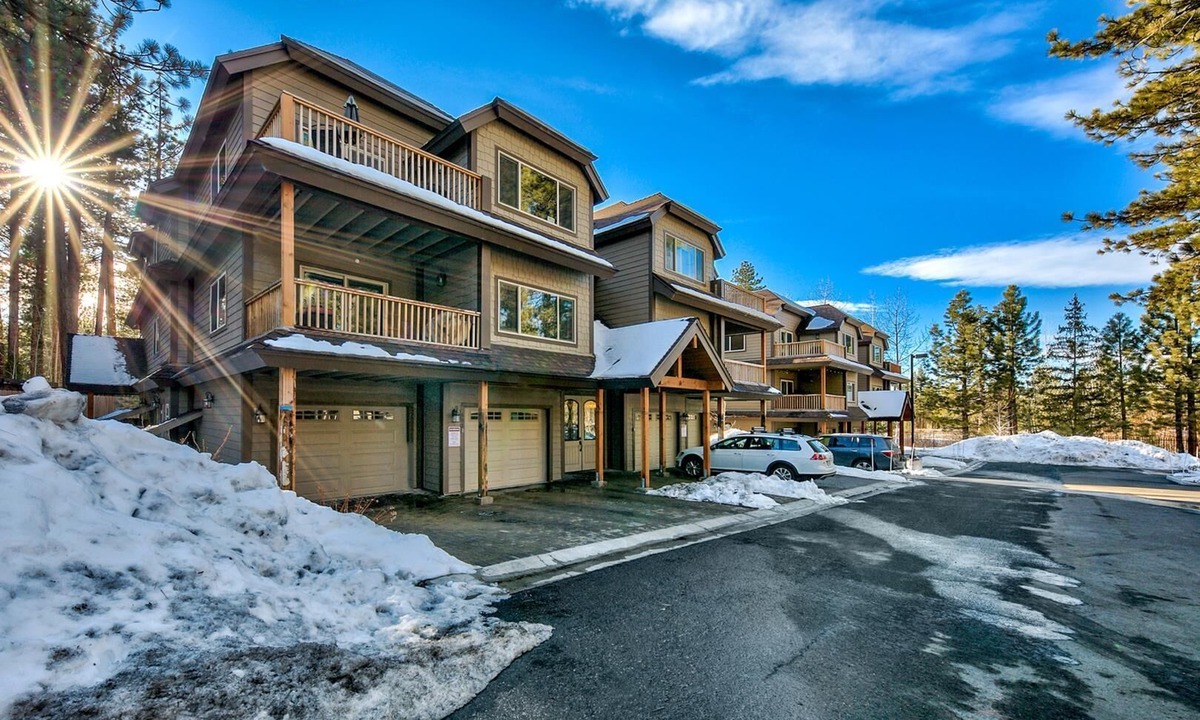 South Lake Tahoe House | Tahoe Woods #602 Walk to Gondola, Lake, Casinos
