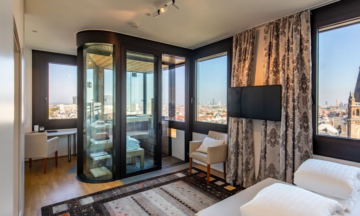 Josefstadt Apartment | Skyflats City View by Interhome