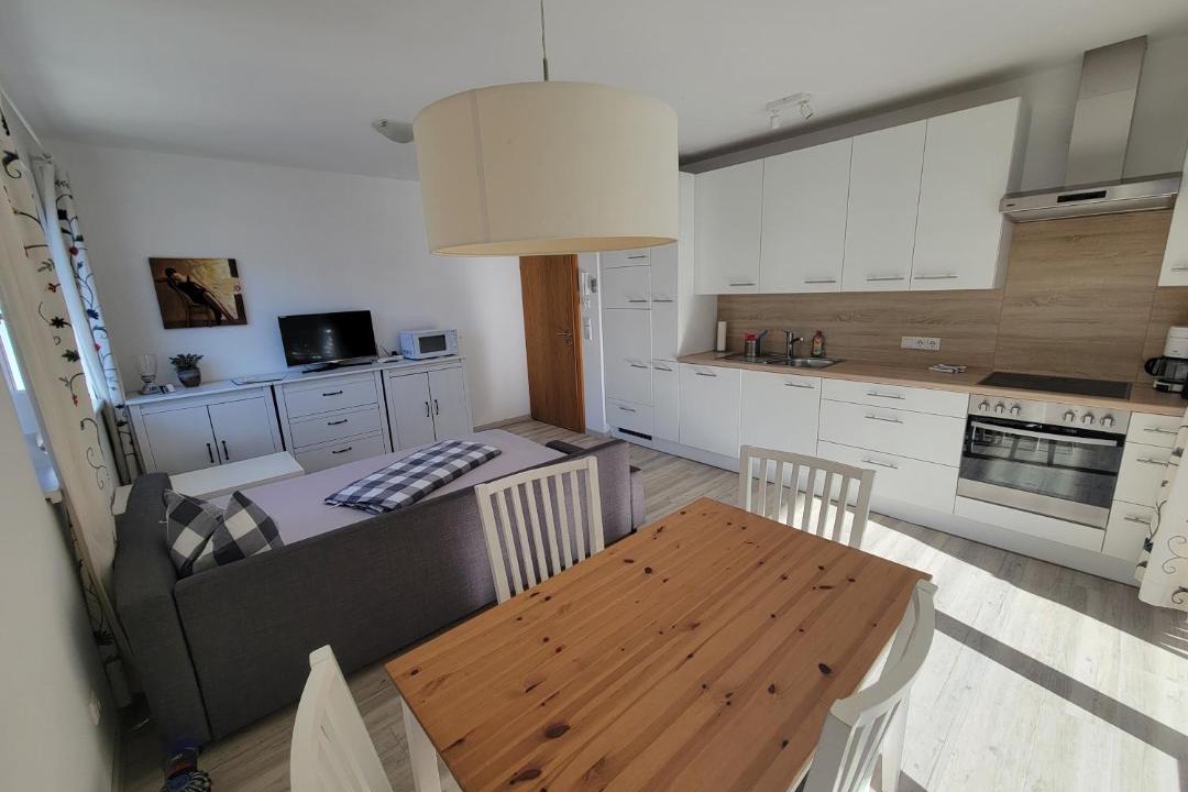 Medraz Apartment | Haus am Bach