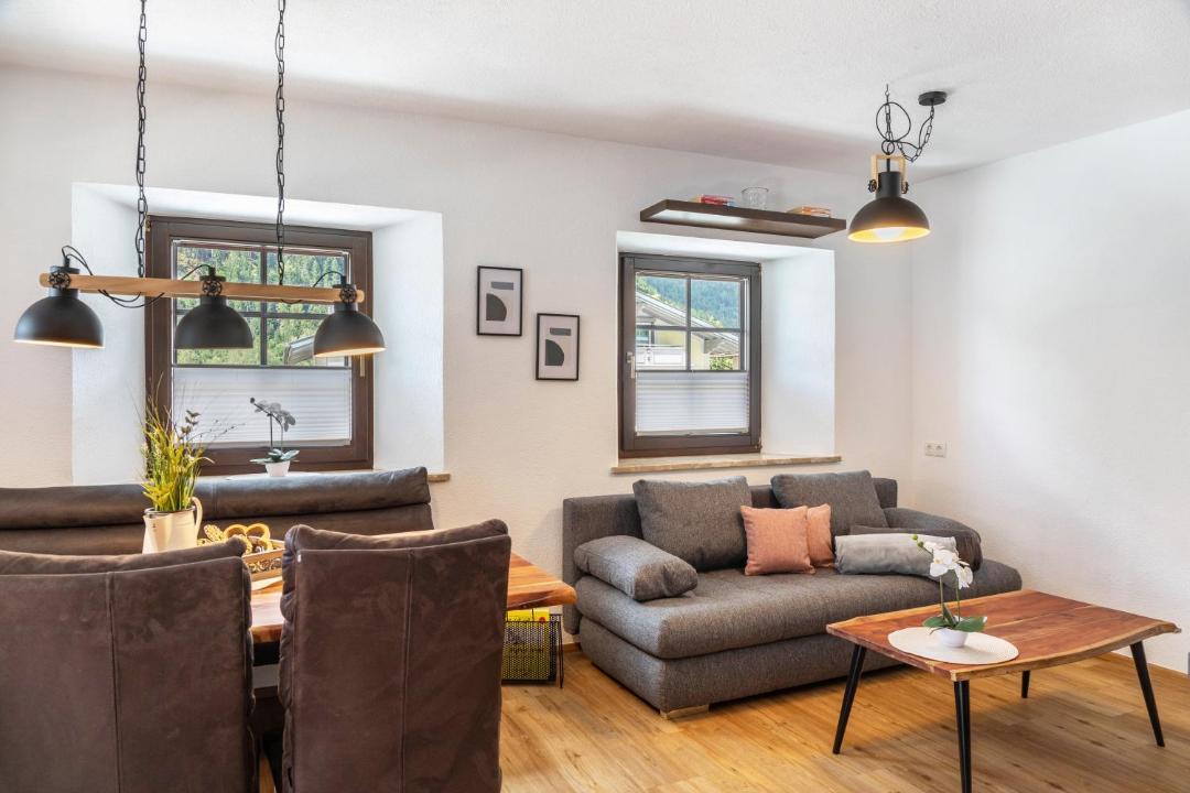 Oetz Apartment | Apart Celina