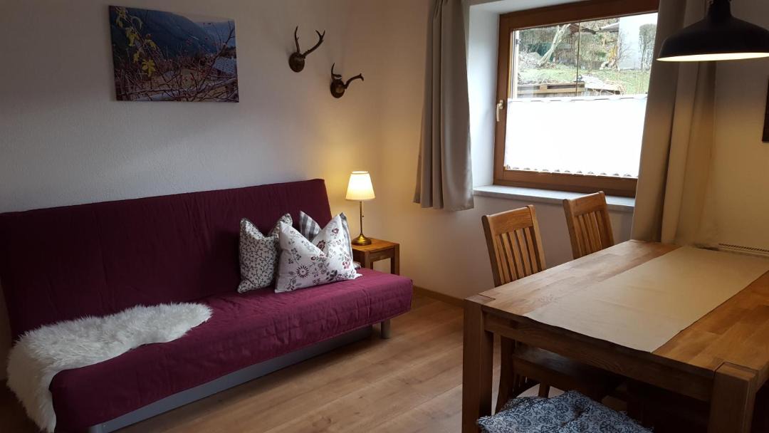 Stumm Apartment | FEWO "Unterm Wald"
