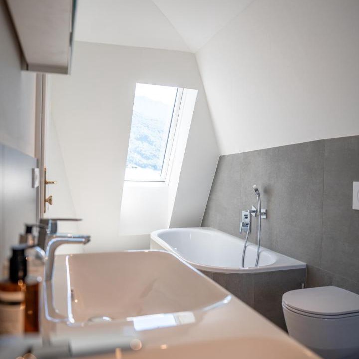 Gmunden Apartment | DAS ANTON - Penthouse mit Seeblick und kostenloser Garage