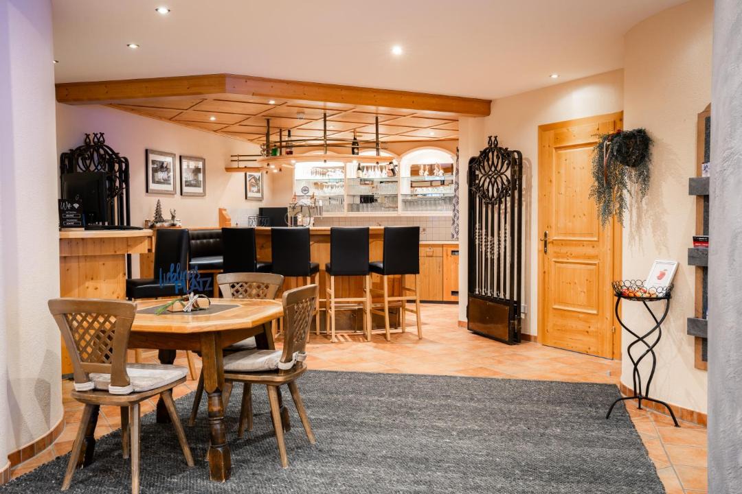 Ischgl Hotel | Hotel Garni Alpenhof