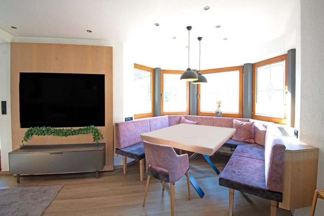 Ramsau im Zillertal House | Exclusive apartment with garden and whirlpool