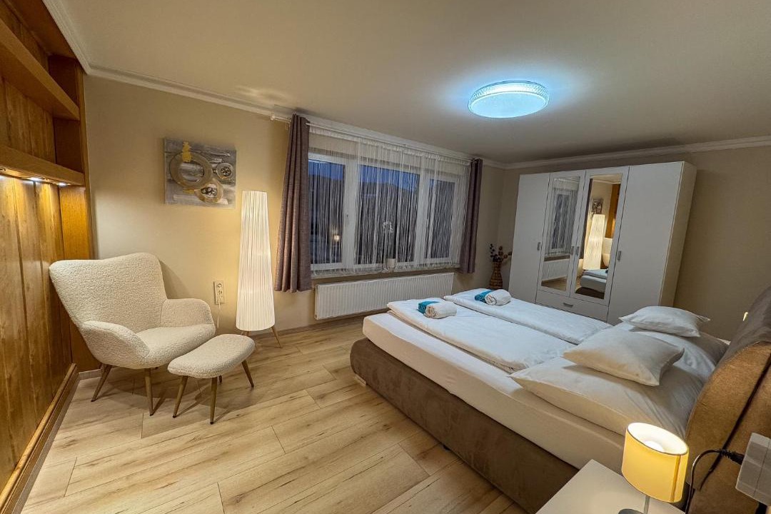 Murau Apartment | White Pearl Apartment
