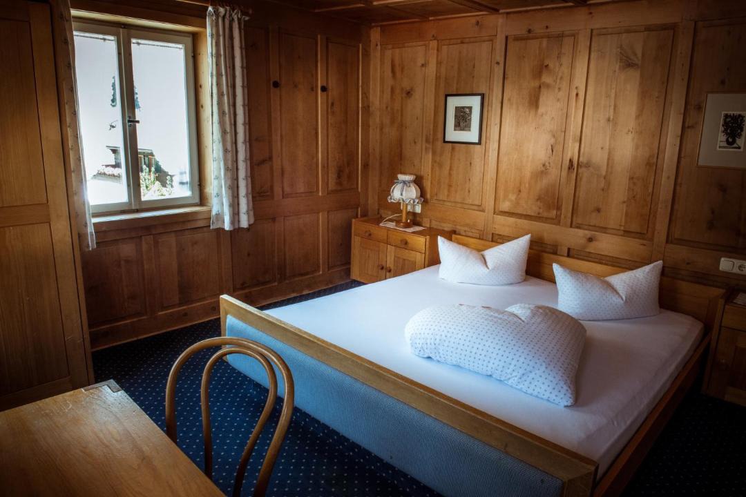 Partenen Hotel | Berghotel Sonne