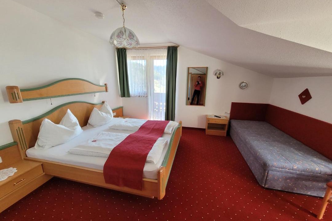 Gleiming Apartment | Komfort Appartement Windberger, 5m to ski slope, 200m to cable car, Schladming Dachsteincard inklusive