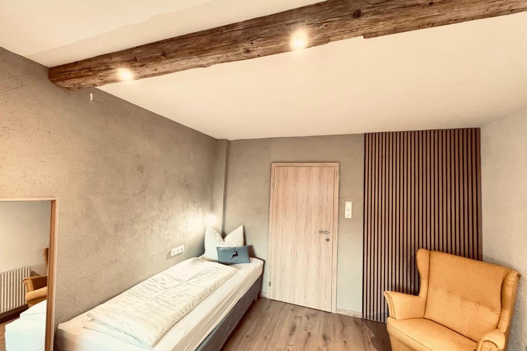 Reutte Hotel | Pension Kreuzeck - Dein Glücksplatz am Lech