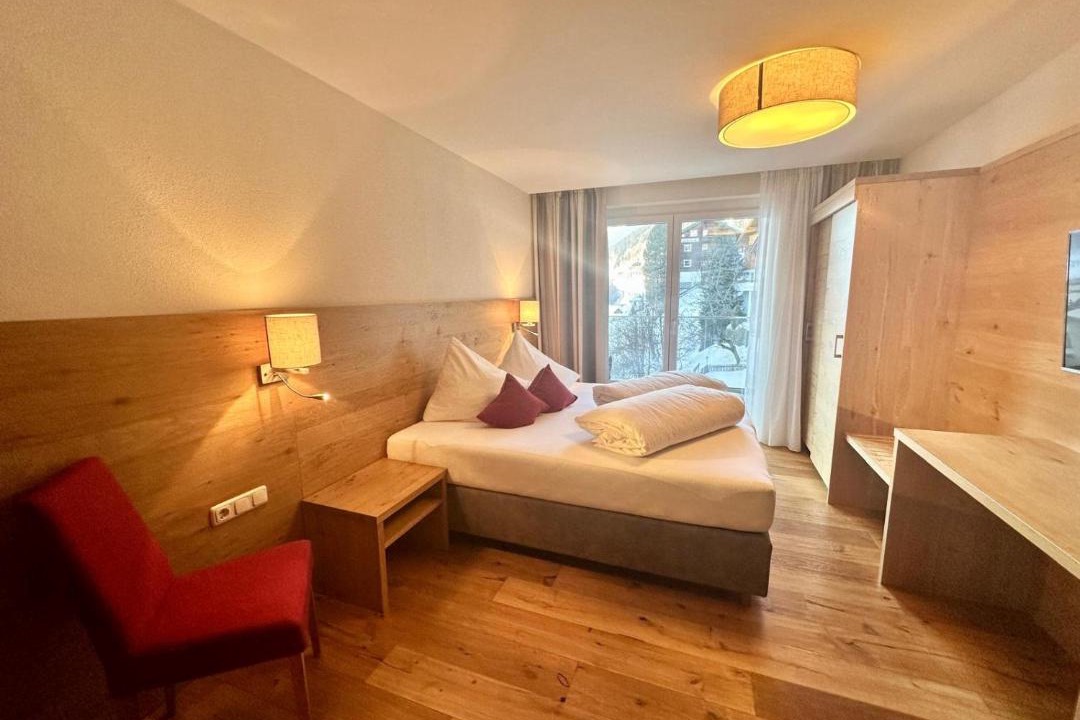 Kappl Apartment | NEU Zirben Luxus Apartments mit SPA und Pool direkt in Kappl