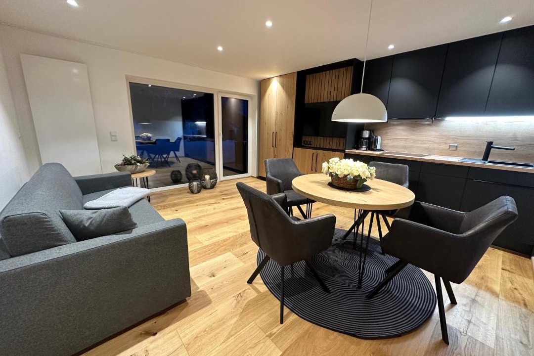 Mittelberg Apartment | Ferienwohnungen Kohler komplett neu renoviert E-Ladestaion kostenlos
