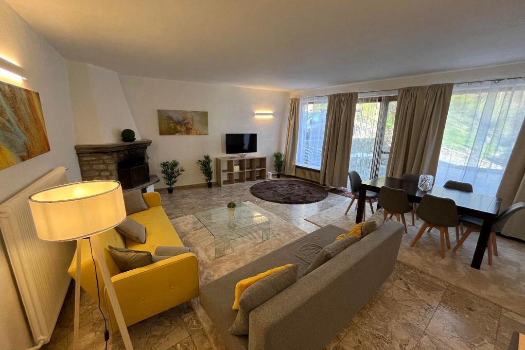 Baden Apartment | Almschlössl