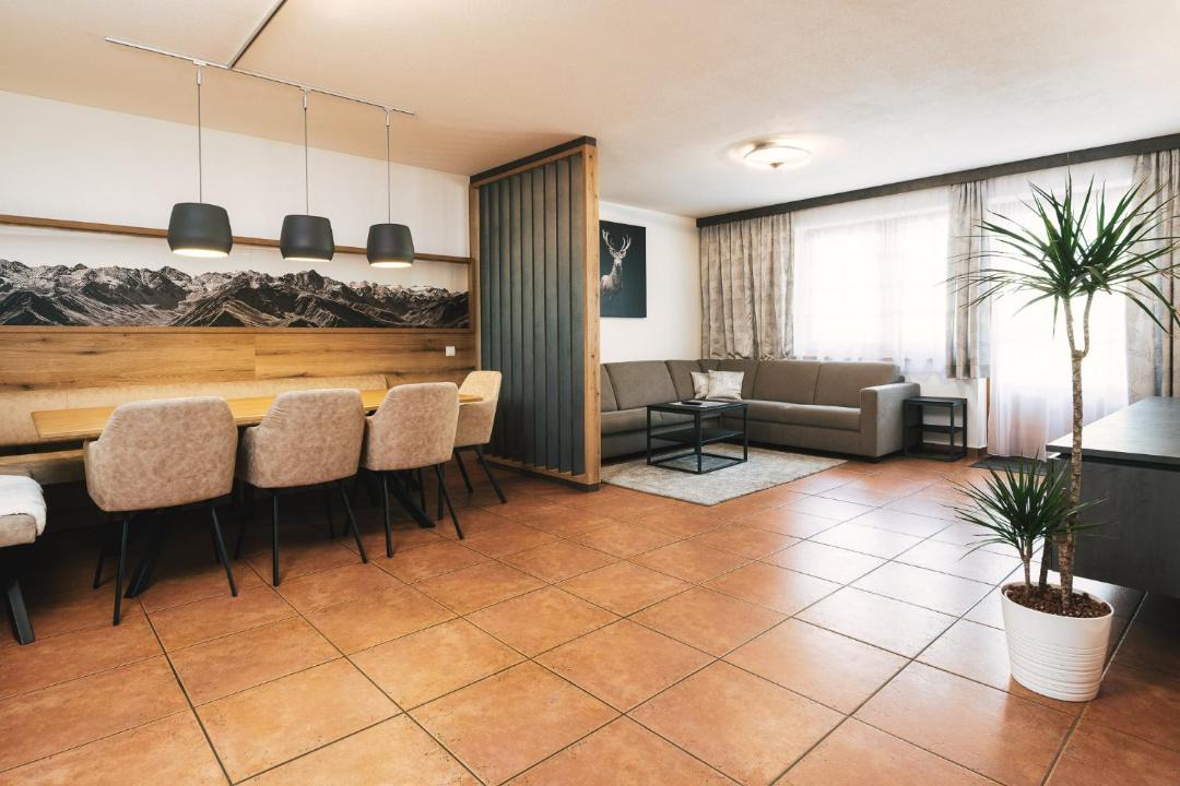 Ried im Oberinntal Apartment | Camping Dreiländereck Blockhütten & Apartments